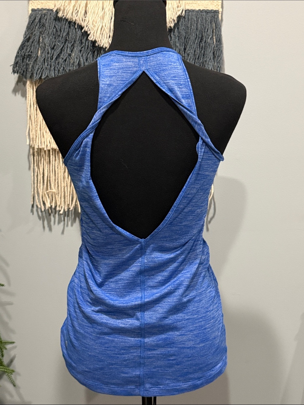 Last Days! lululemon Open Back Heathered Blue Logo Tank Top Size 4/6 Yoga Gym